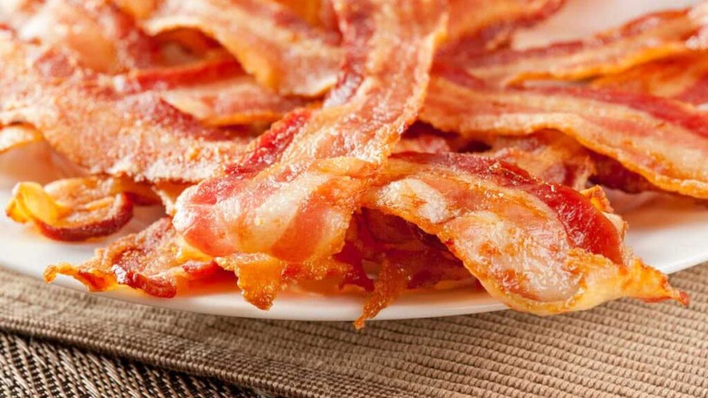 Fritura de Bacon no Micro-ondas